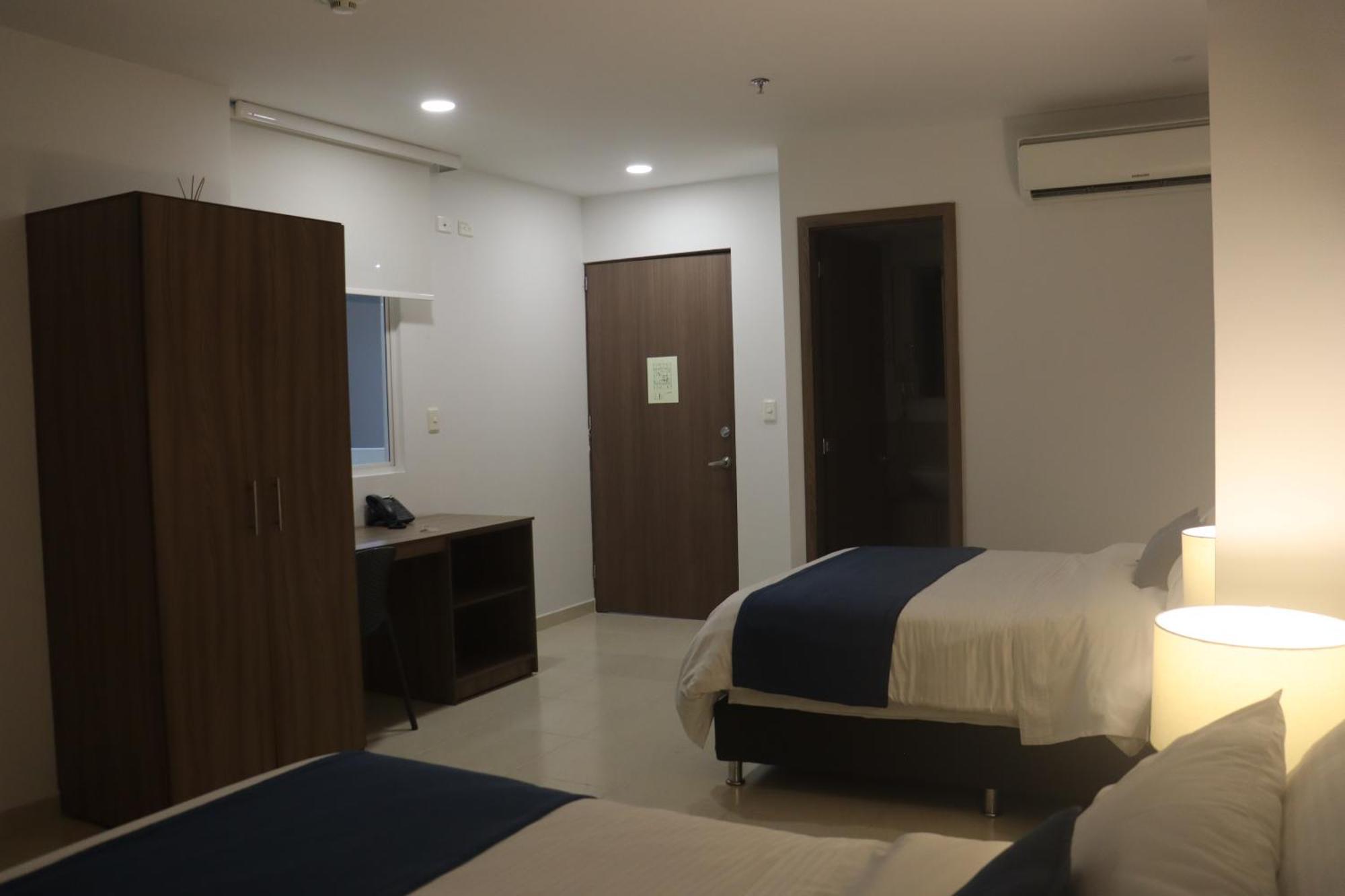 קאלי Torca Hotel מראה חיצוני תמונה